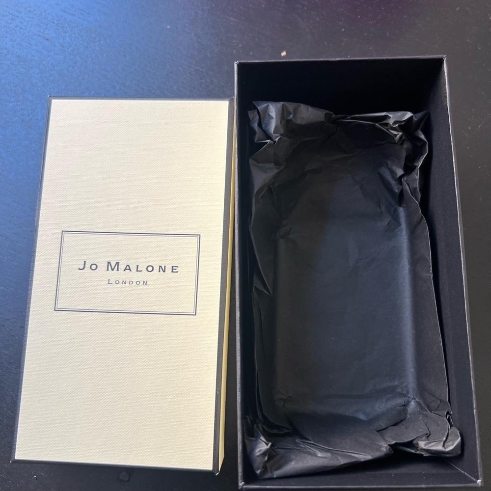 Jo Malone Box - Picture 4 of 4